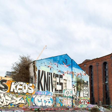 Stunning Mersey View Flat W Parking In Liverpool Extérieur photo