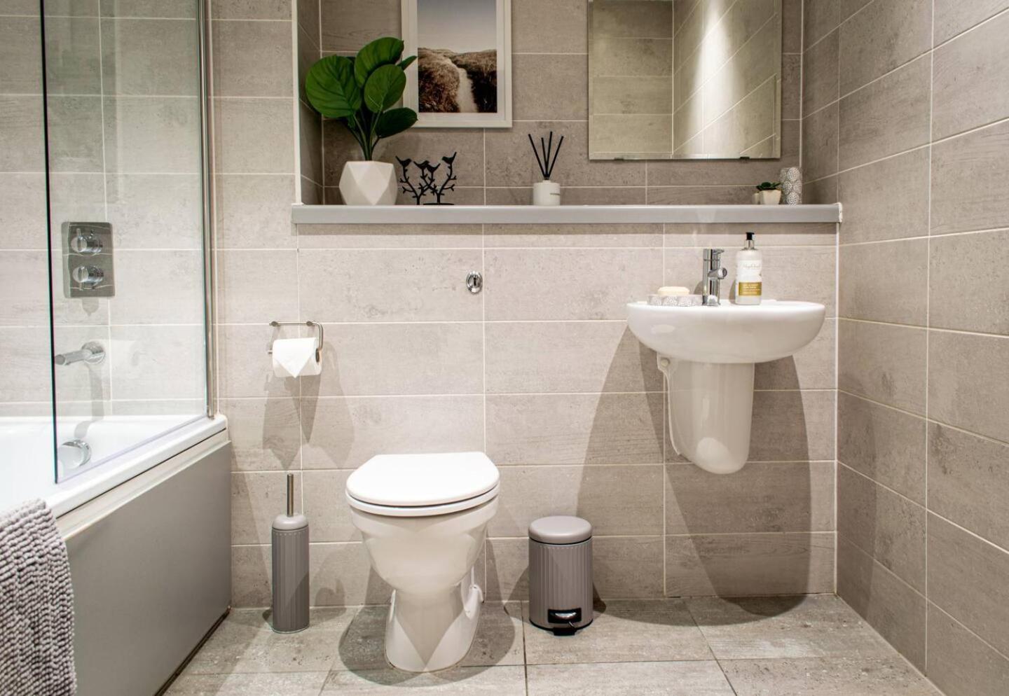 Stunning Mersey View Flat W Parking In Liverpool Extérieur photo