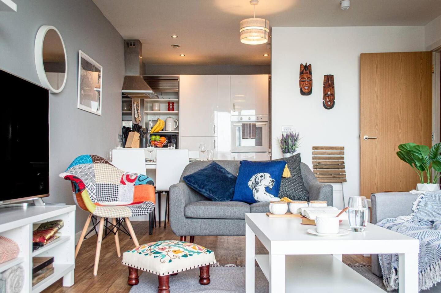 Stunning Mersey View Flat W Parking In Liverpool Extérieur photo